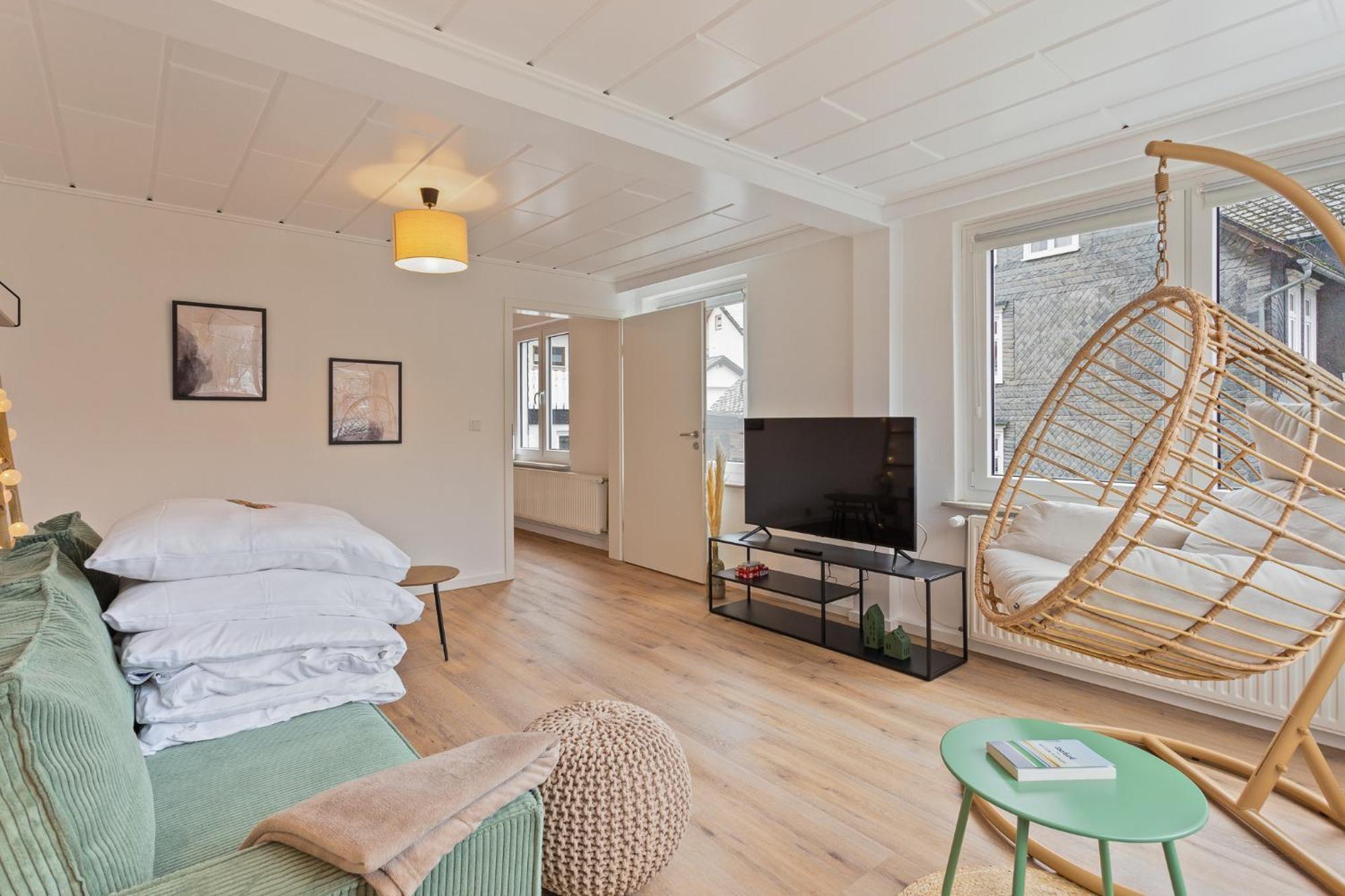 Gipfelstuermer Winterberg-Niedersfeld Mit Infrarotsauna, Yoga, Netflix, Wlan Luaran gambar